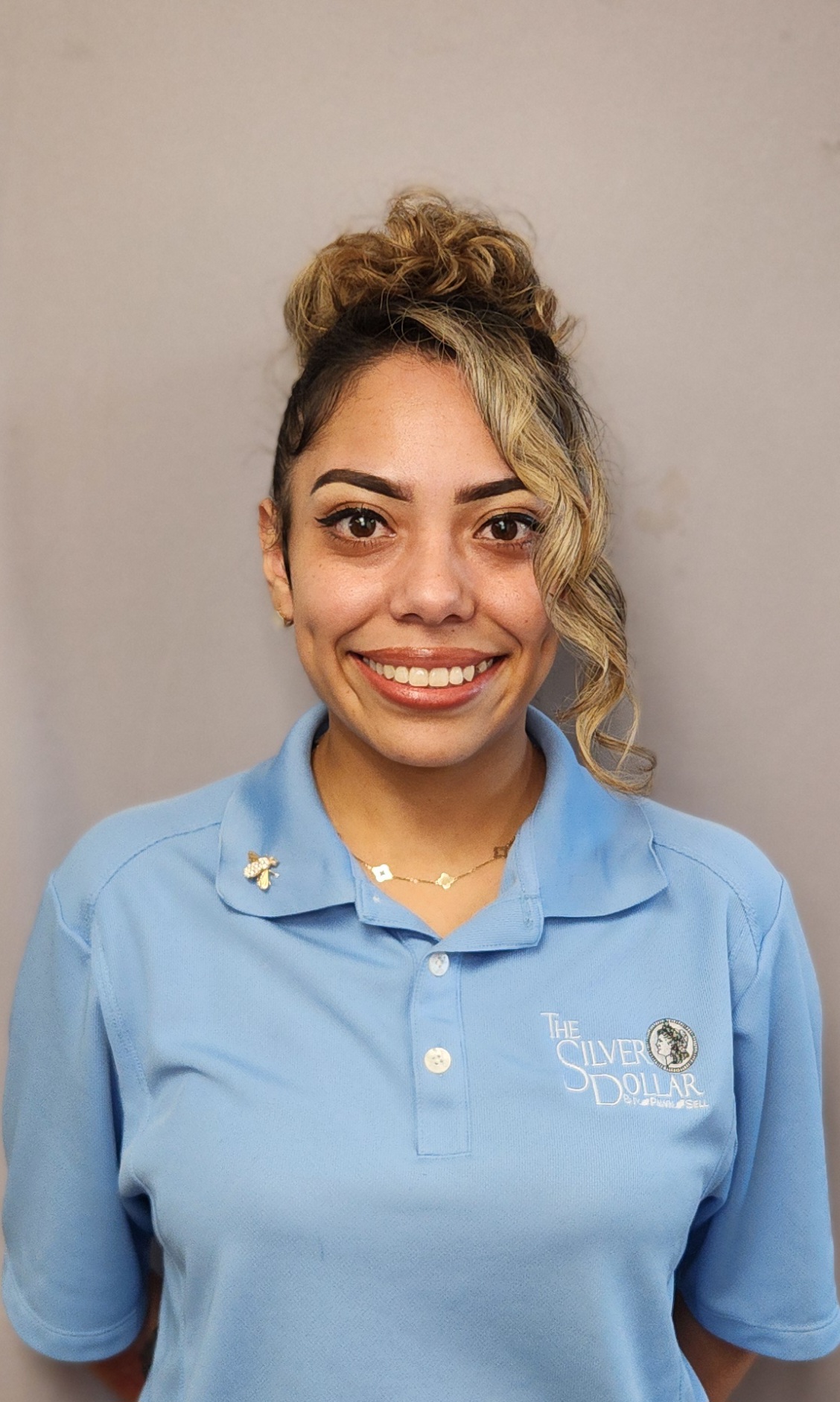 Michelle DeAnda Headshot alternative fun